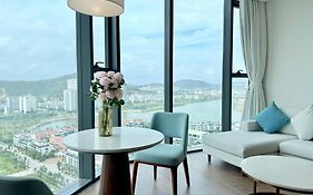 Spring Alacarte Ha Long Luxury Studio